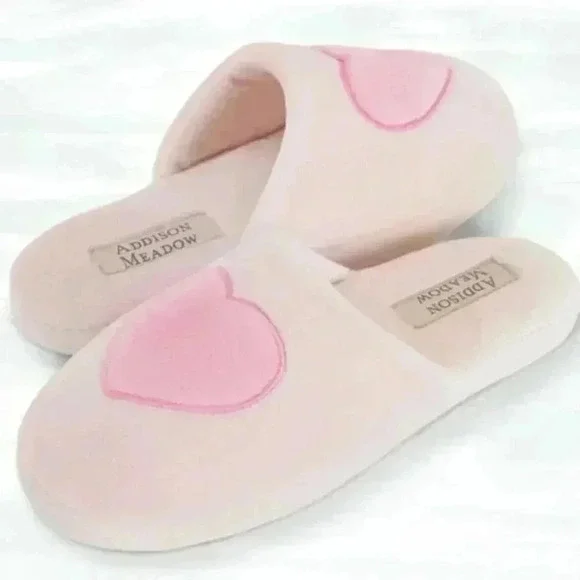 SOLD Pajamagram Addison Meadow Heart Slippers - Picture 2 of 5